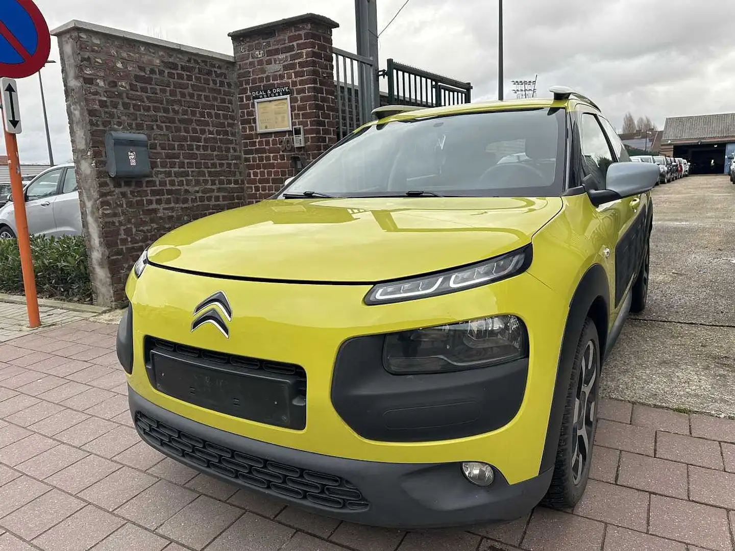 Citroen C4 Cactus 1.2 I MET 120DKM export of handelaars Jaune - 1