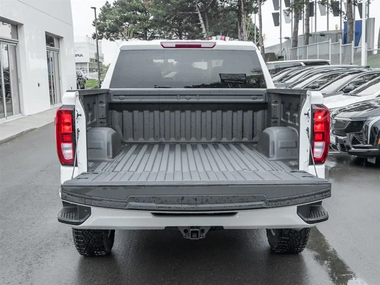 GMC Sierra 1500 снимка GMC Sierra 1500