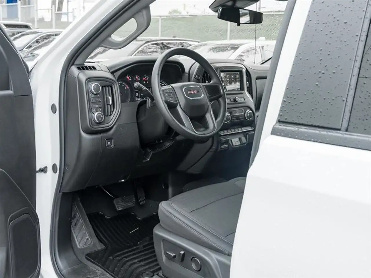 GMC Sierra 1500 снимка GMC Sierra 1500