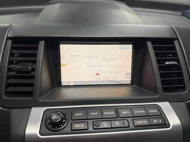 Nissan Murano view 17