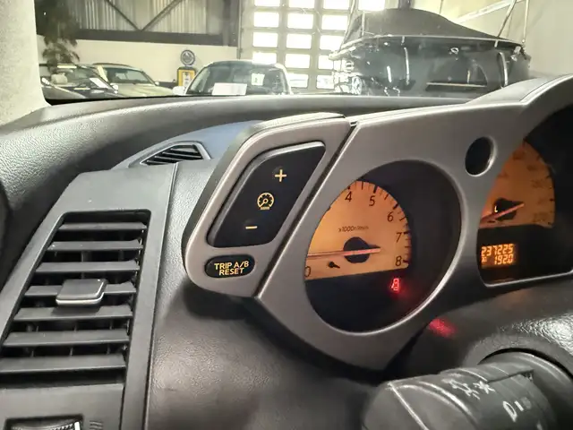 Nissan Murano view 25