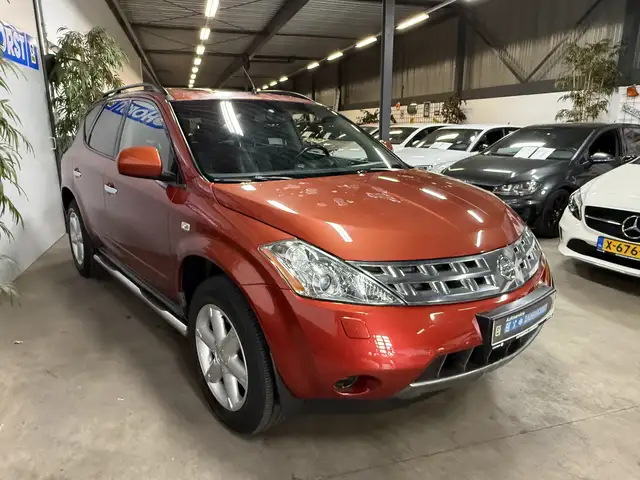 Nissan Murano view 3