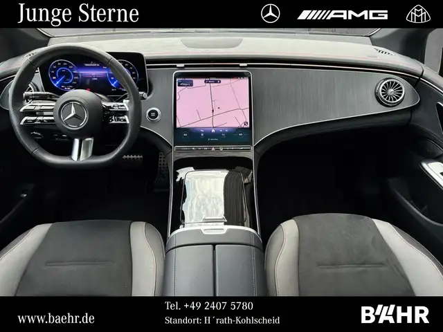 Mercedes-Benz 300 view 4