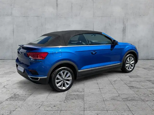 Volkswagen T-Roc view 6