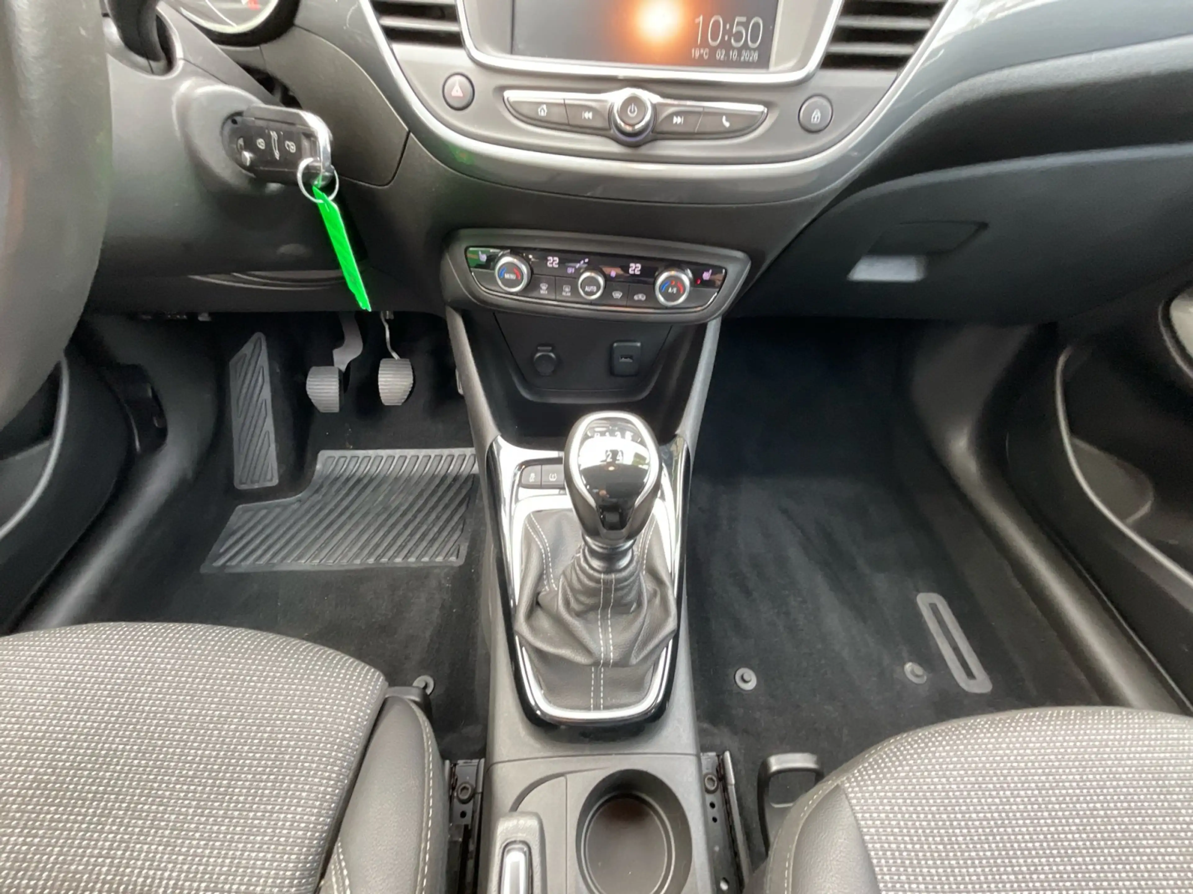 Opel Crossland 1.2 Turbo Elegance Frontscheibe heizbar — photo 15