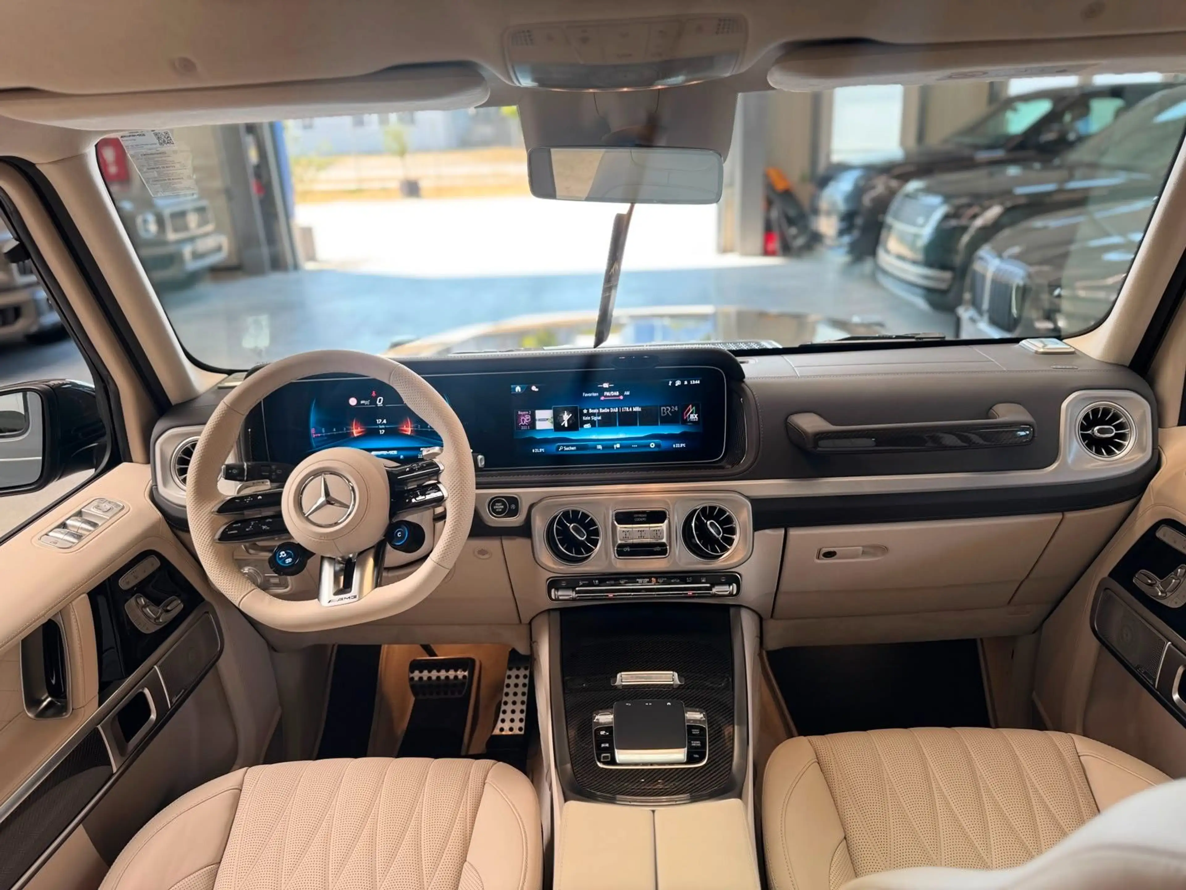 Mercedes-Benz G 63 AMG G63 AMG FULL CARBON  ACTIVE RIDE A22 DVD WEBASTO — photo 3