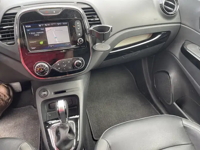 Renault Captur view 9