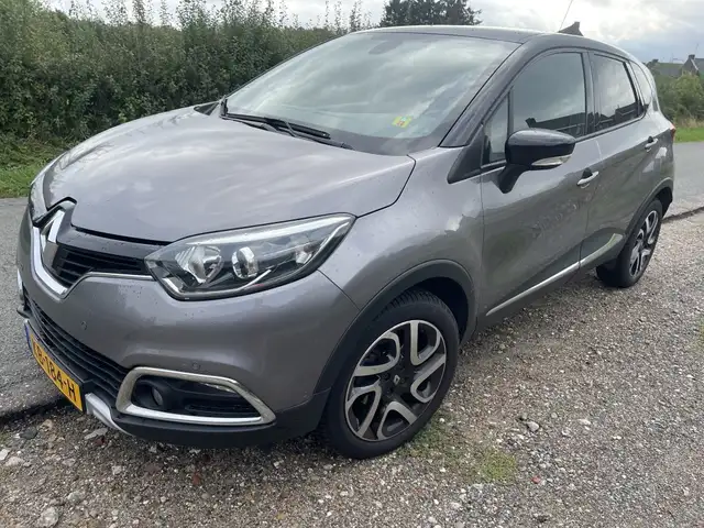 Renault Captur view 4
