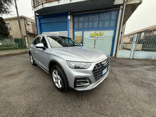 Audi Q5 Q5 40 2.0 tdi mhev 12V Business Advanced quattro