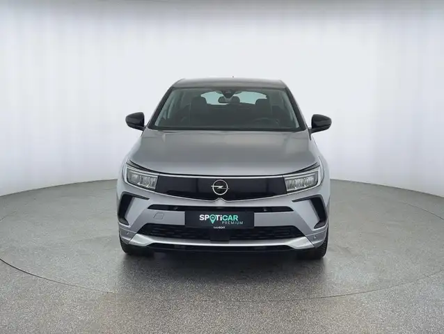Opel Grandland view 2