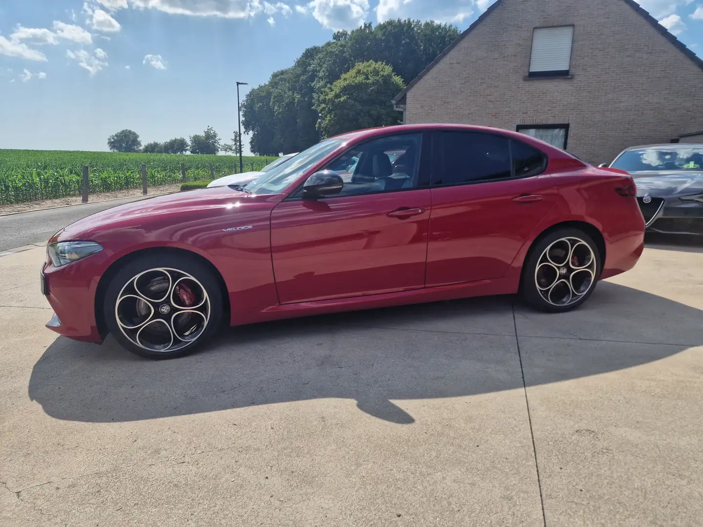 Alfa Romeo Giulia Giulia 2.0 Turbo 16V AT8-Q4 Veloce Rouge - 2