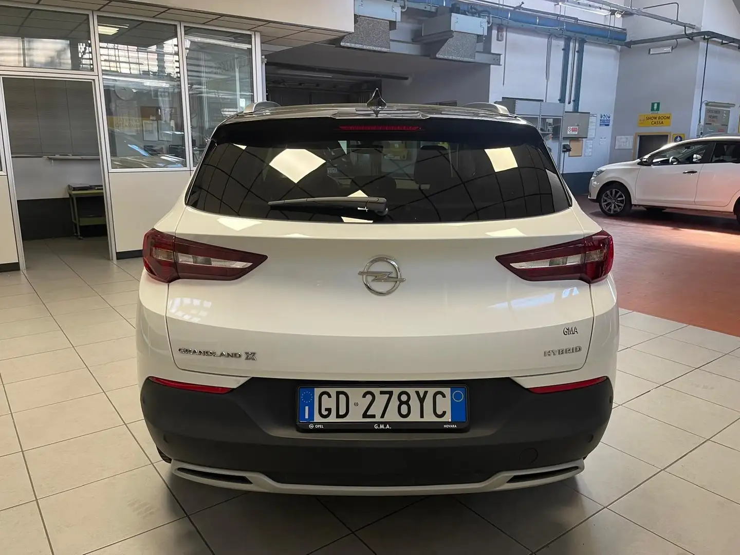 Opel Grandland X 1.6 Hybrid Plug-in aut. FWD Elegance Wit - 2