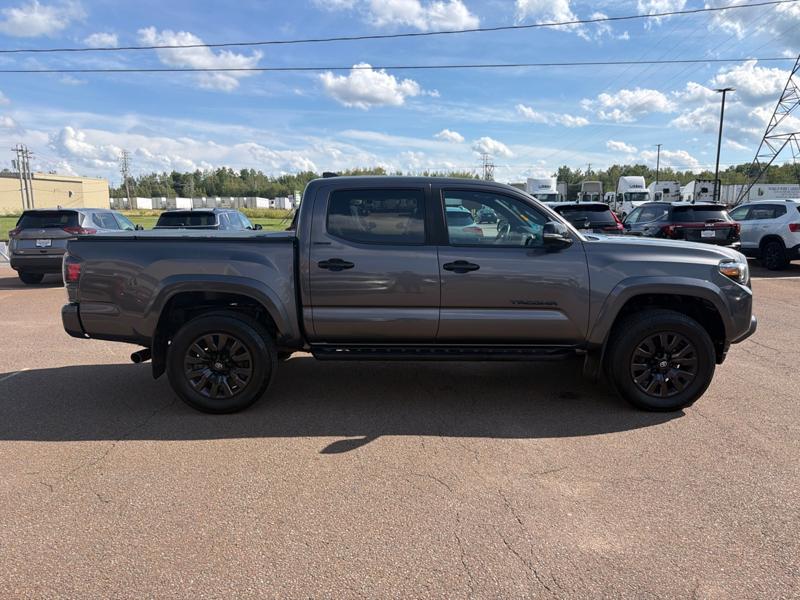 2021 Toyota Tacoma Nightshade  - Sunroof -  Navigation - $335 B/W — снимка 4