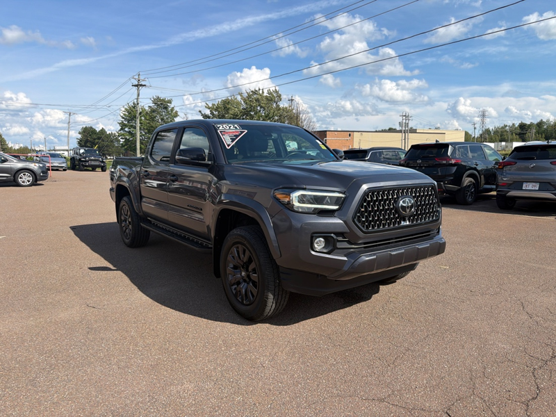 2021 Toyota Tacoma Nightshade  - Sunroof -  Navigation - $335 B/W — снимка 3
