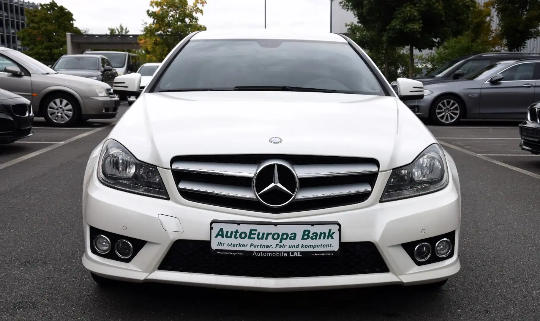 Mercedes-Benz C 220 Coupe BE AMG Line *Navi*SHZ*PDC* Weiß - 2