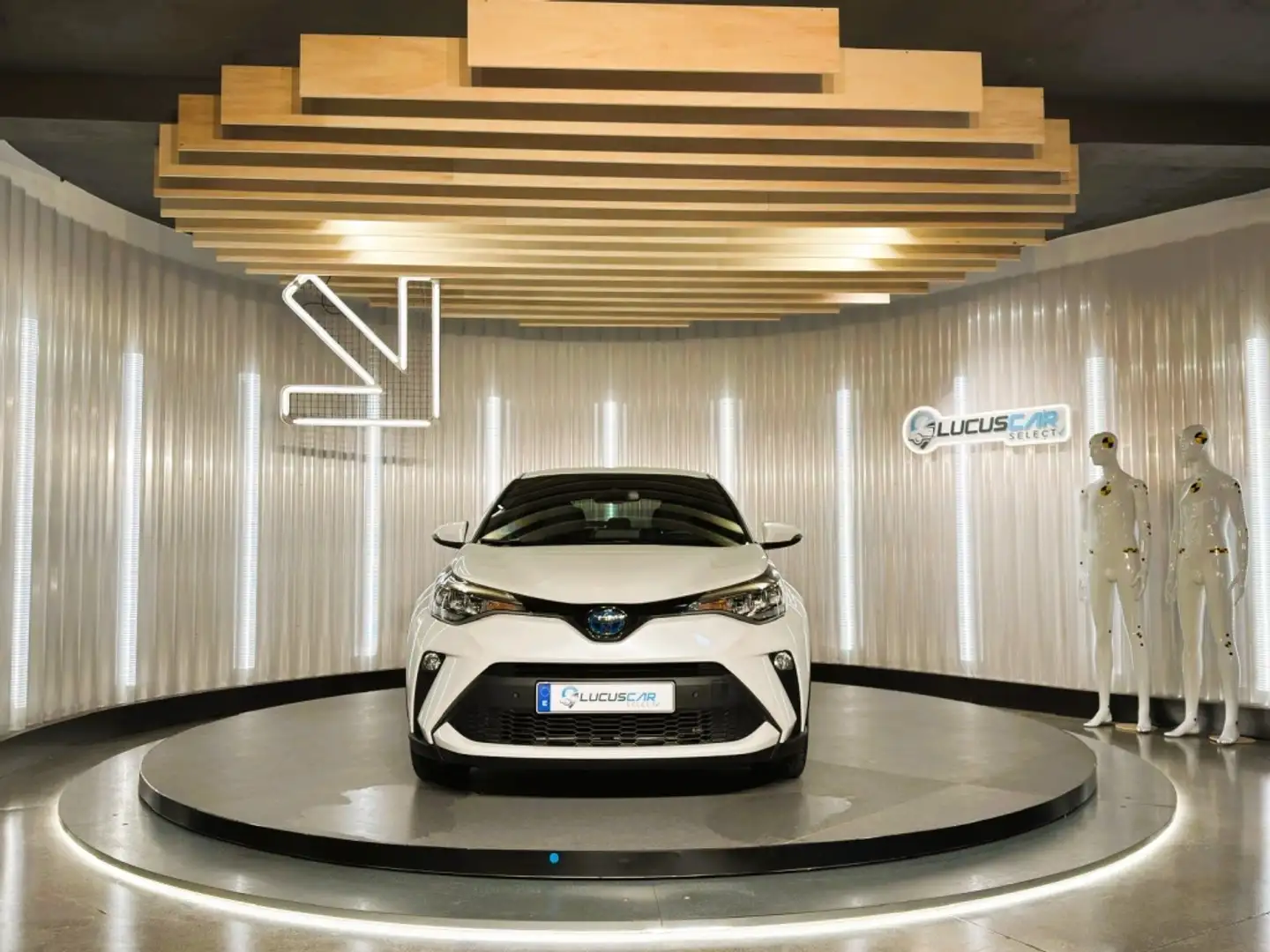 Toyota C-HR 180H Advance Wit - 2