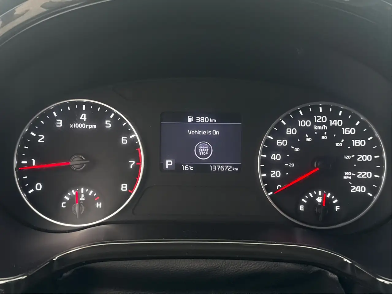 Kia Seltos снимка Kia Seltos