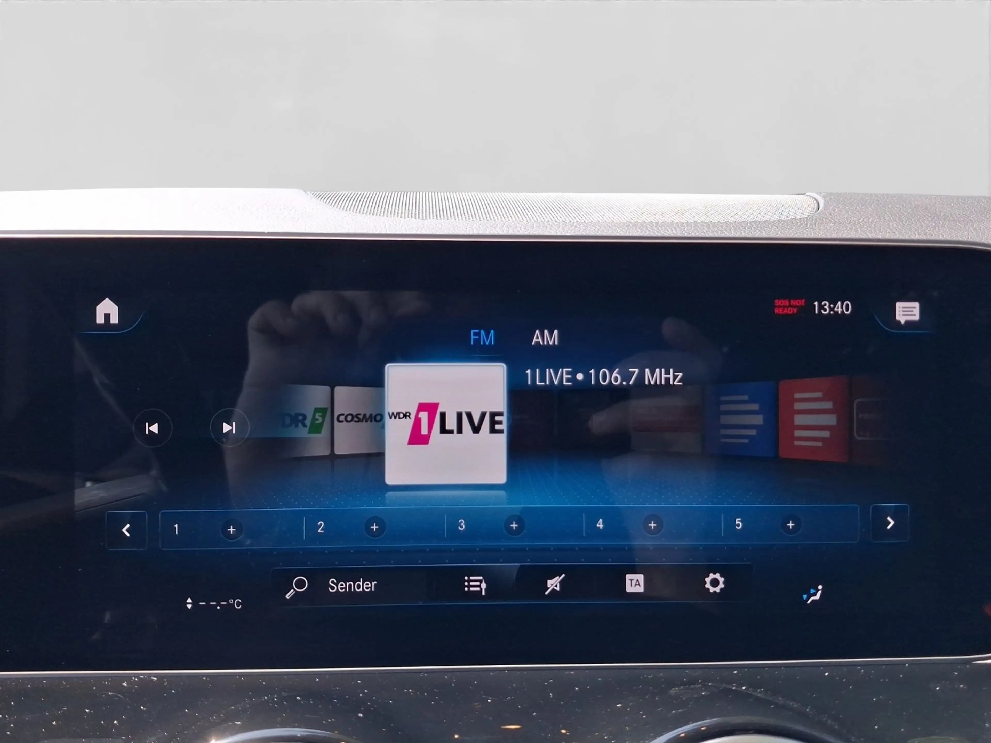 Mercedes-Benz B 250 PROGRESSIV LED SHZ NAVI LM18 — photo 12