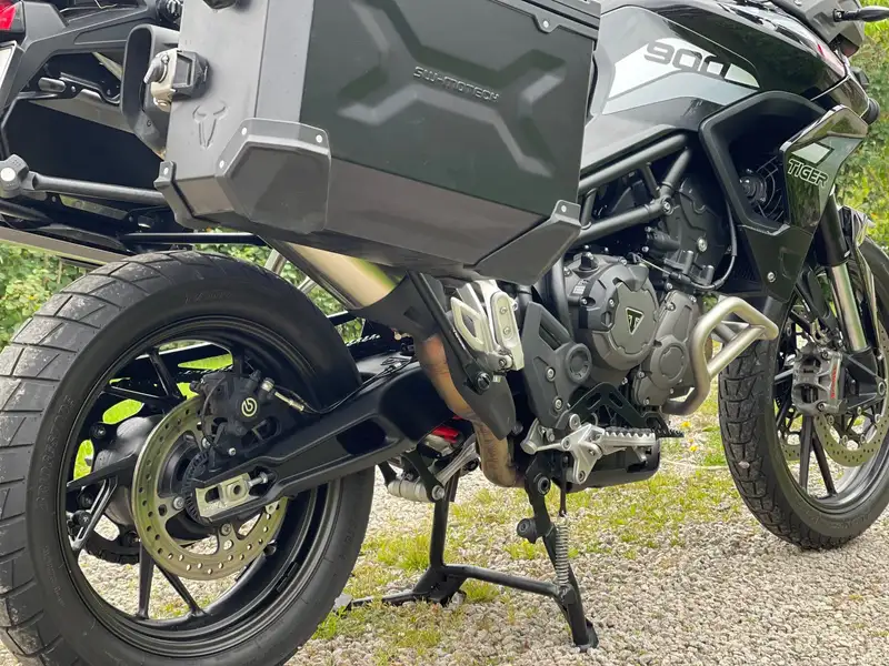 Triumph Tiger 900 - foto 5