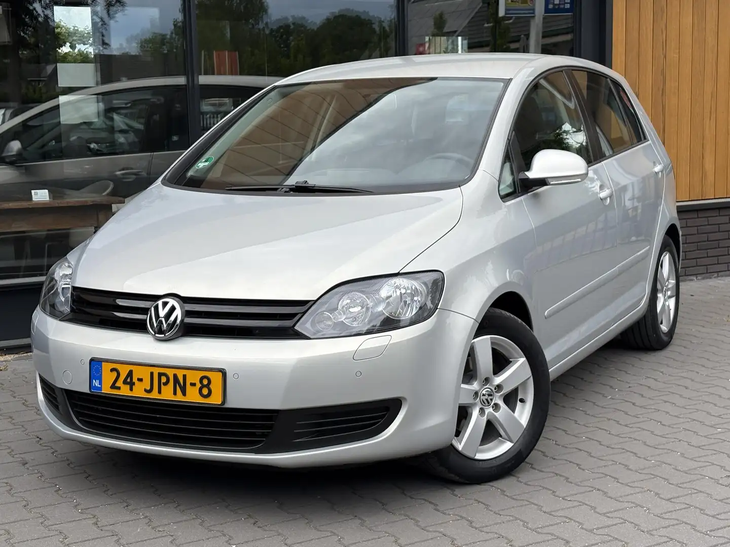 Volkswagen Golf Plus 1.6 Cruise, PDC. nwe Distributie. Garantie Grau - 2