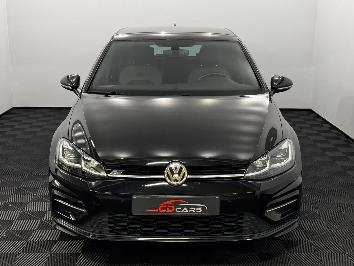 Volkswagen Golf 1.5 TSI R-Line Clima, Navi, Parkeersensoren, Cruis Noir - 2