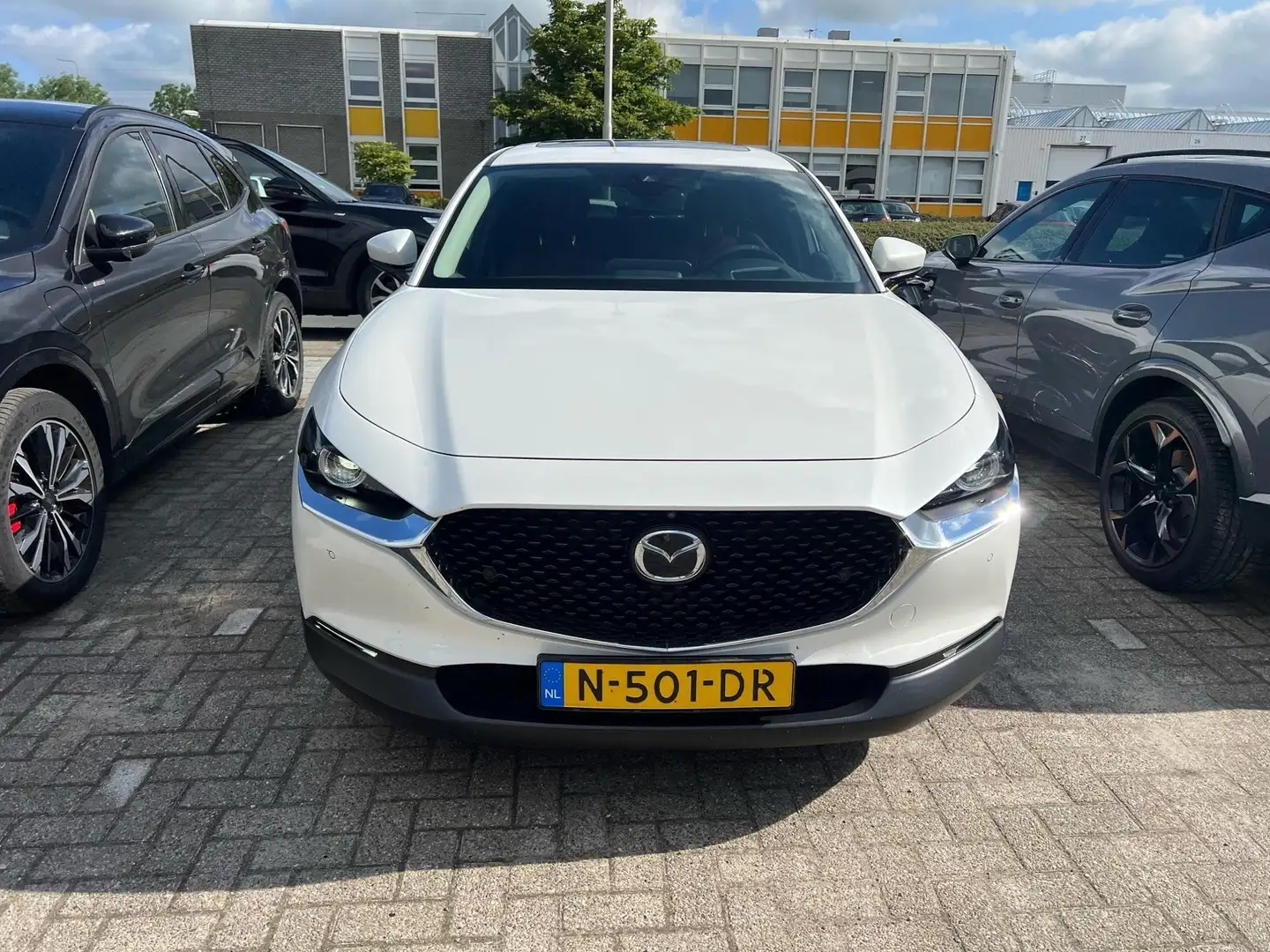 Mazda CX-30 2.0 e-SkyActiv-X M Hybrid 100th Anniversary Ed. 18 Wit - 2