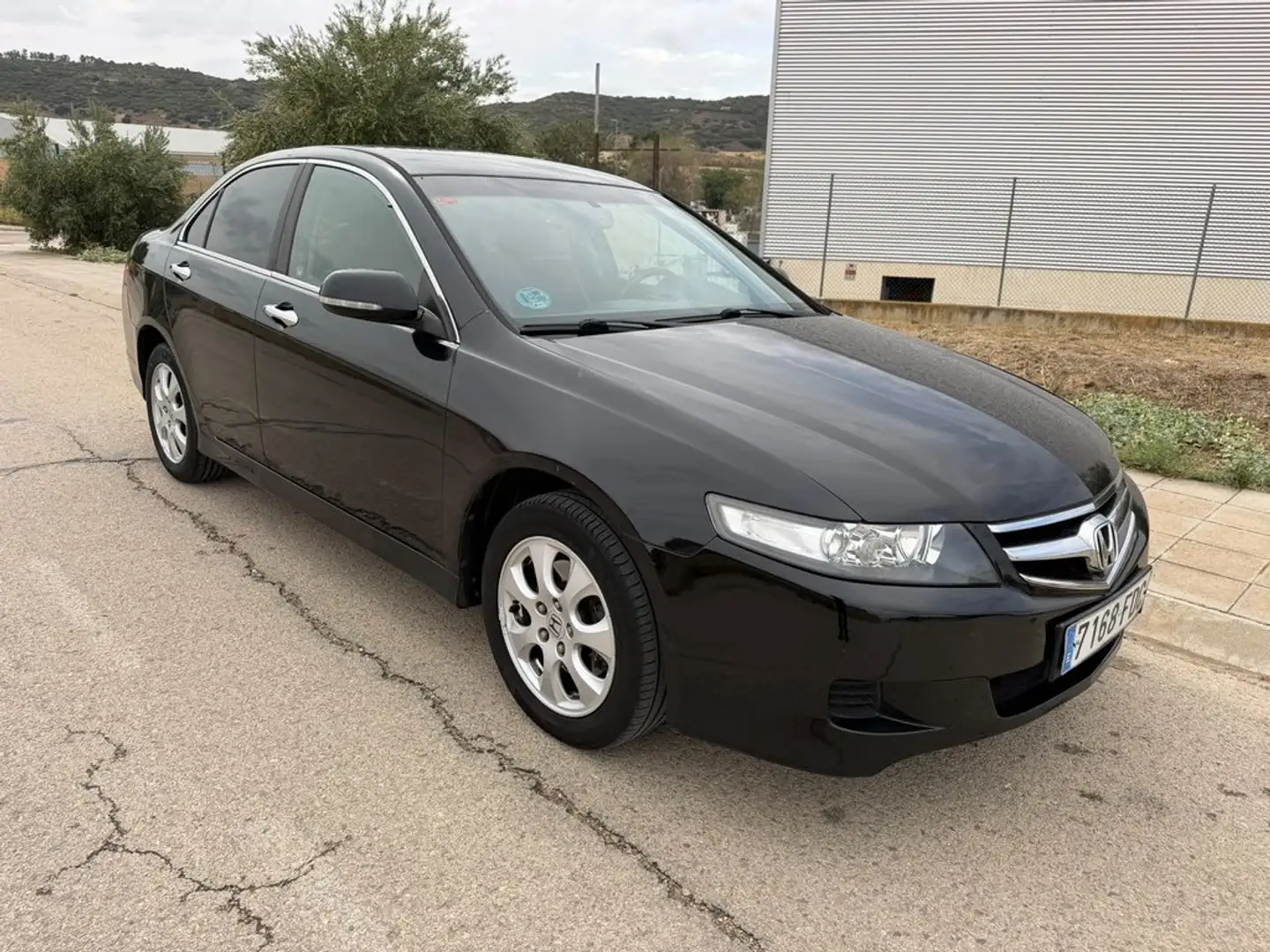 Honda Accord 2.0 Sport Negro - 2