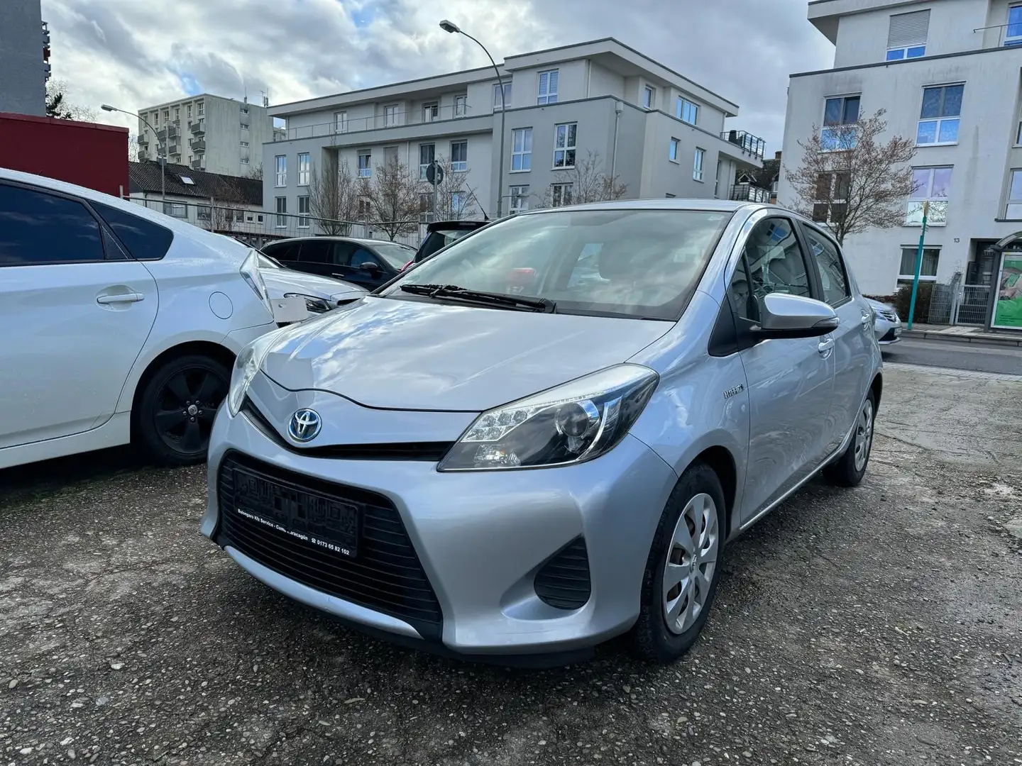 Toyota Yaris 1.5 VVT-i Life Hybrid,Kamera Szary - 1