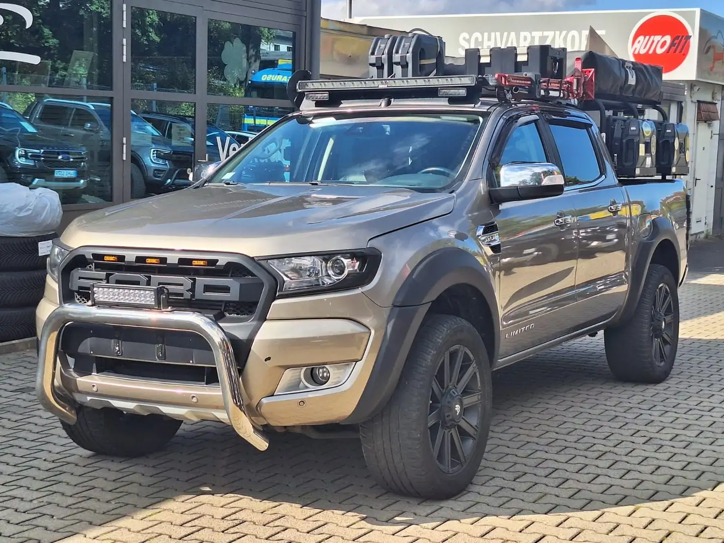 Ford Ranger Limited 3,2l Doka 4x4 DACHZELT AHK3,5t Grau - 1