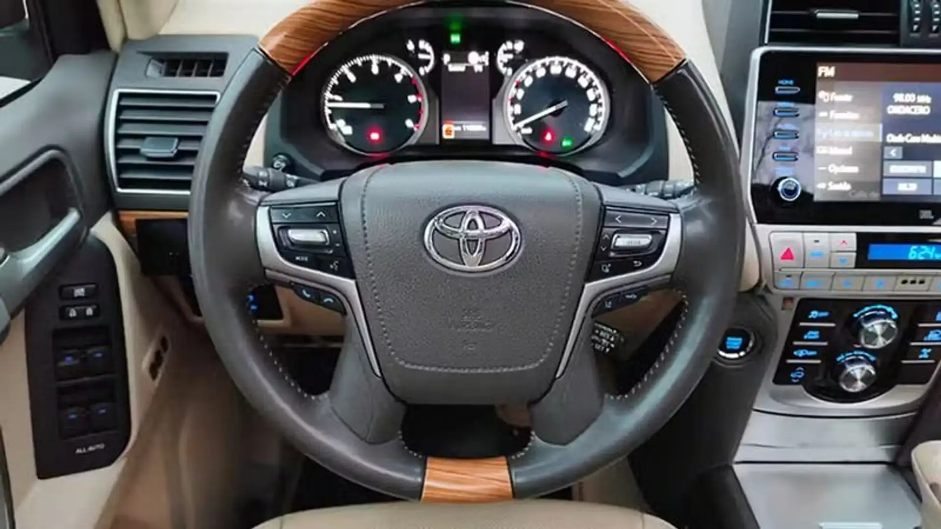 Toyota Land Cruiser Land Cruiser - 2