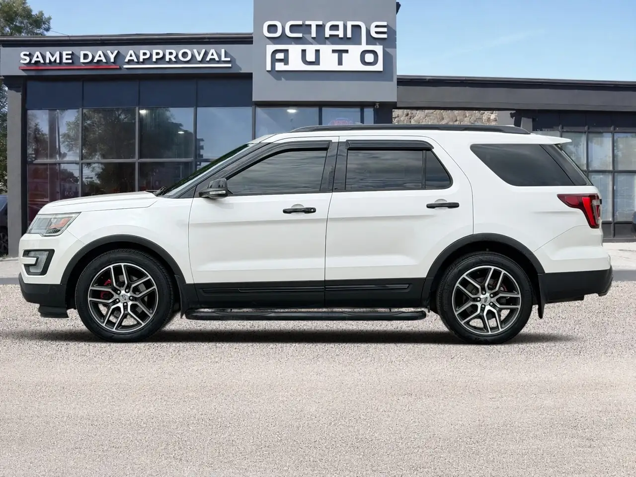 Ford Explorer photo Ford Explorer