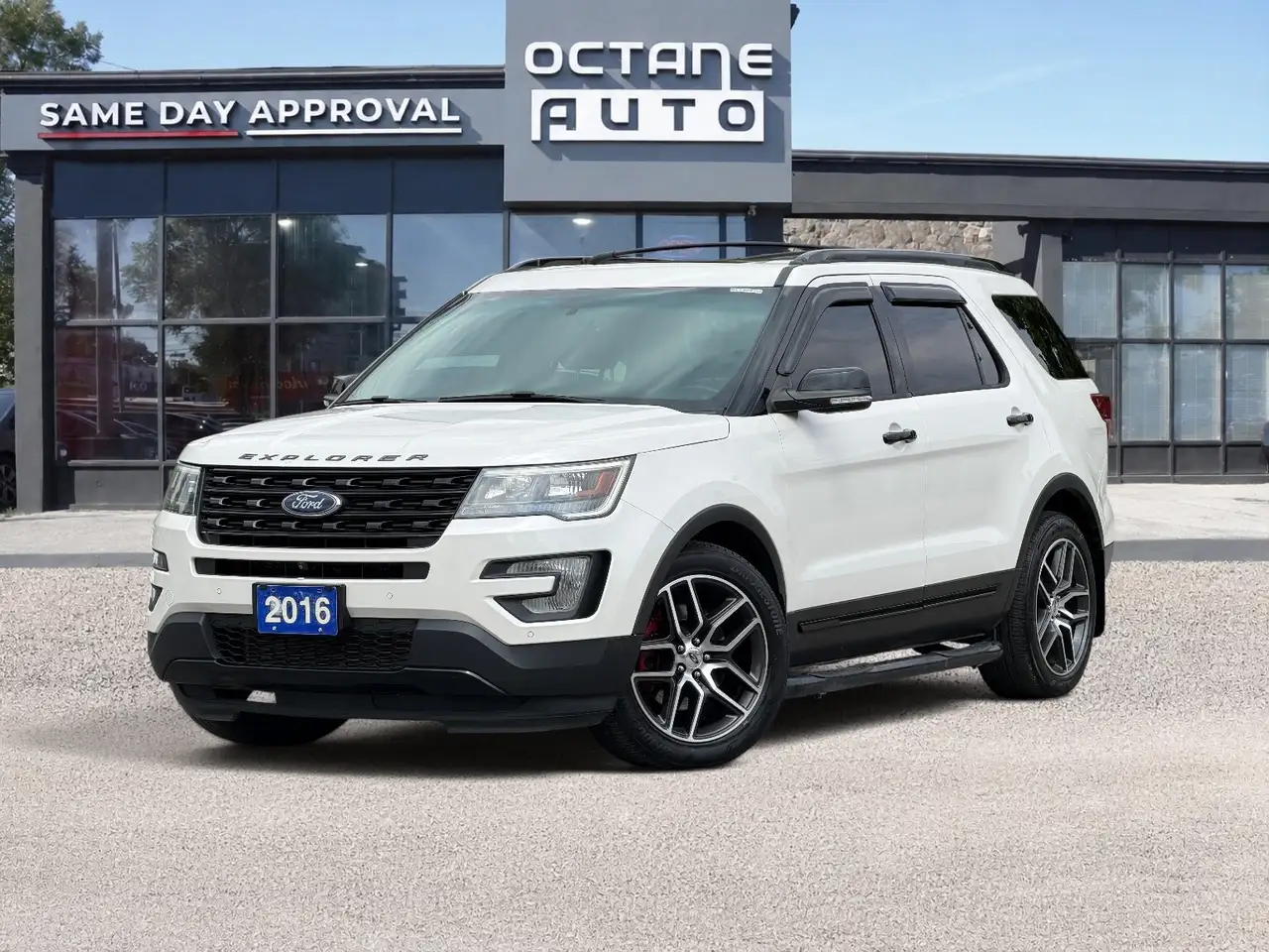 Ford Explorer photo Ford Explorer