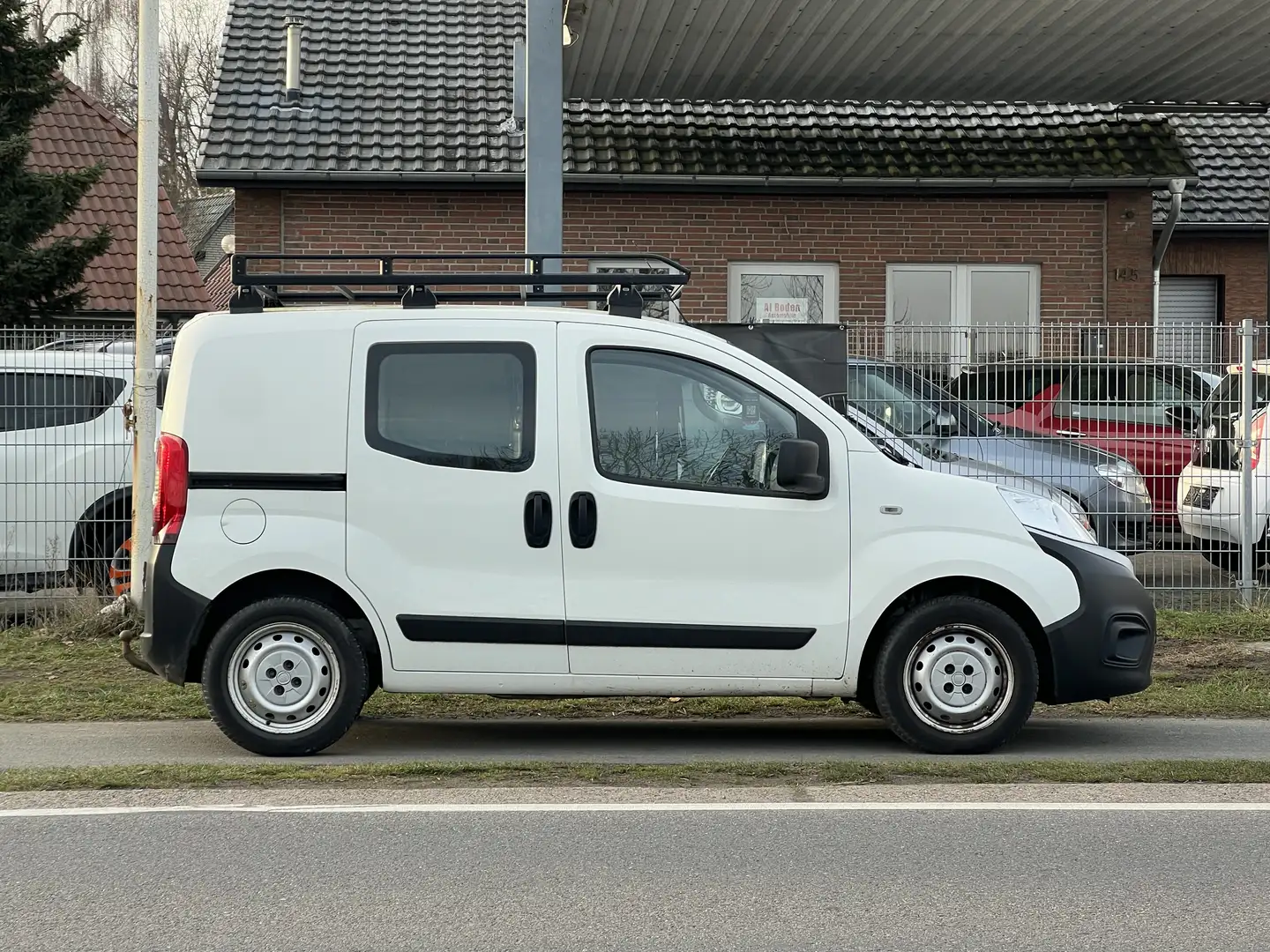 Fiat Fiorino SX Kasten Schiebetür Klimaanlage Tüv 08/27 Weiß - 2