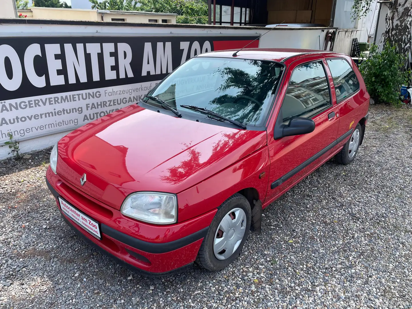 Renault Clio 1.2 Maxi Rojo - 2