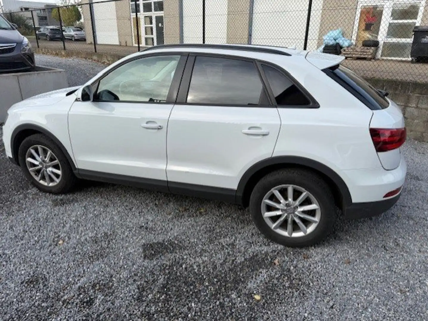 Audi Q3 Q3 2.0 TDI Bílá - 2