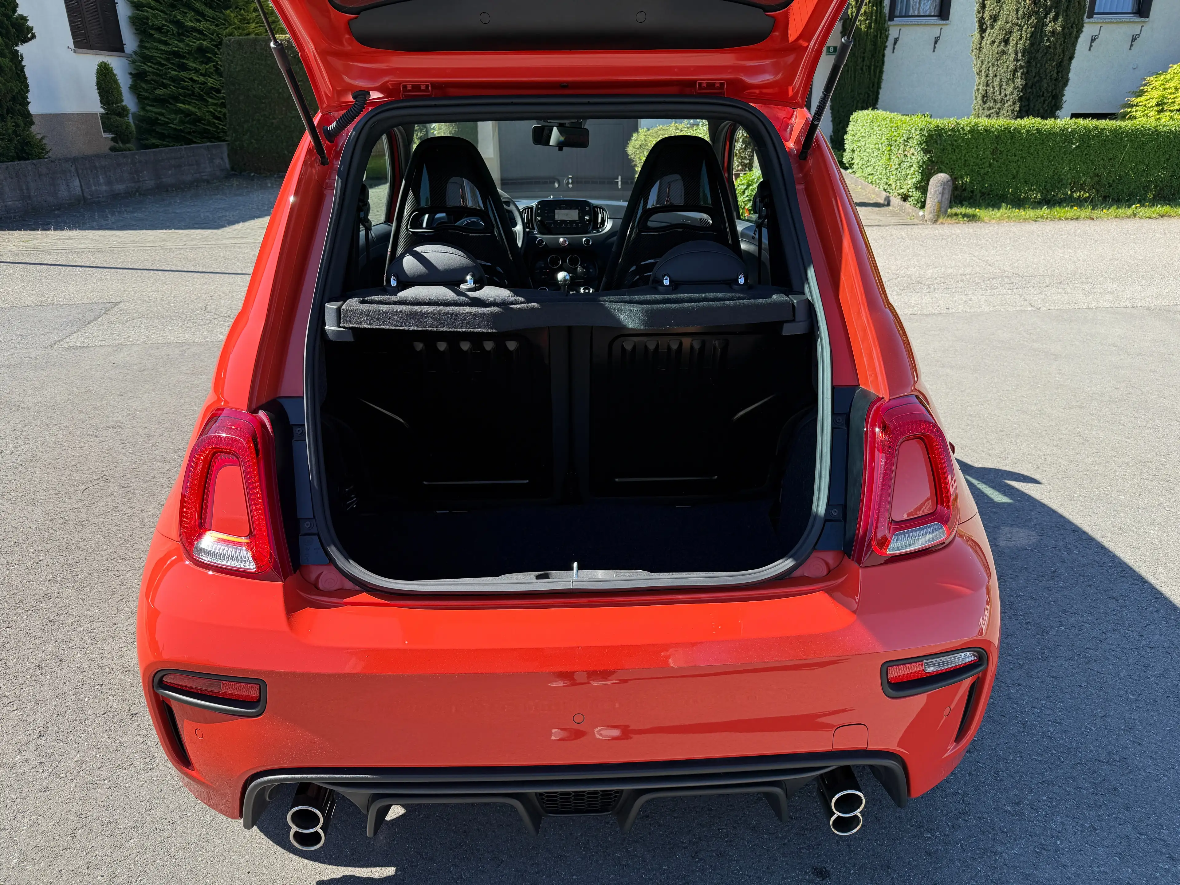 Abarth 695 Competizione Sabelt Carbon Brembo Beats Navi — photo 8