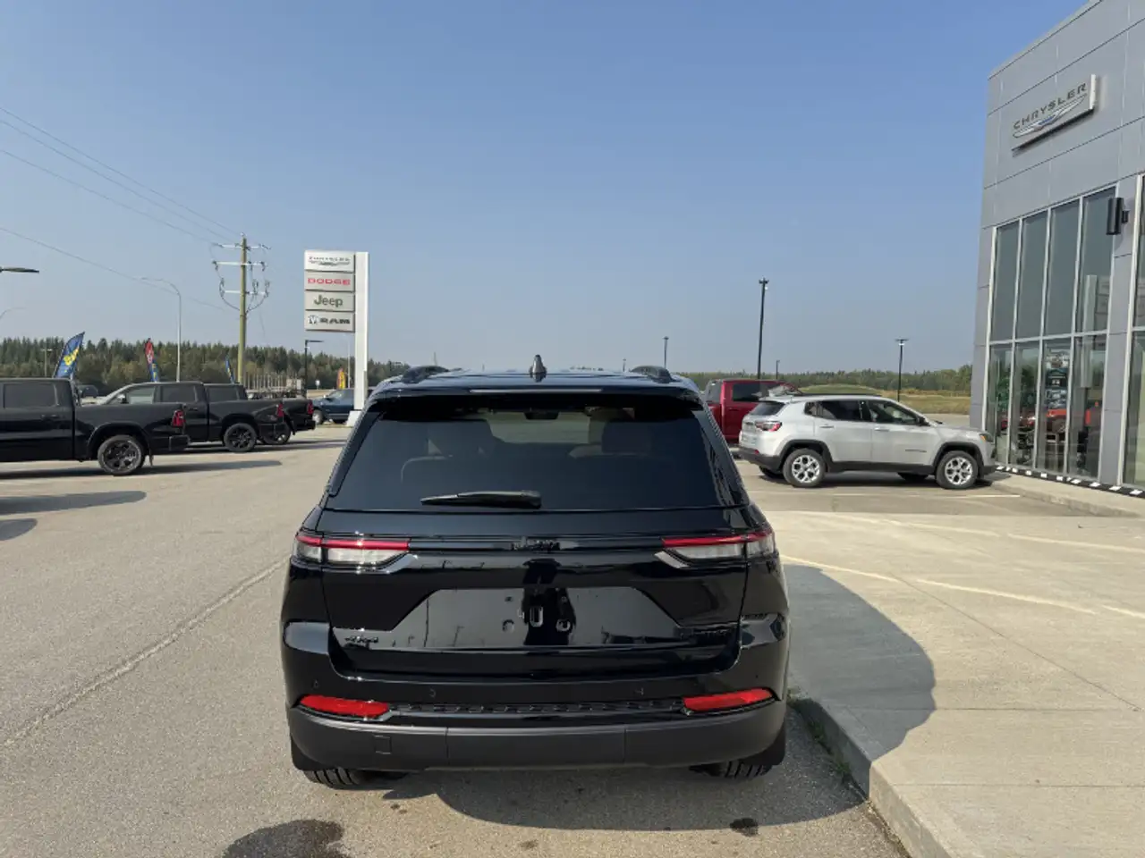 Jeep Grand Cherokee снимка Jeep Grand Cherokee
