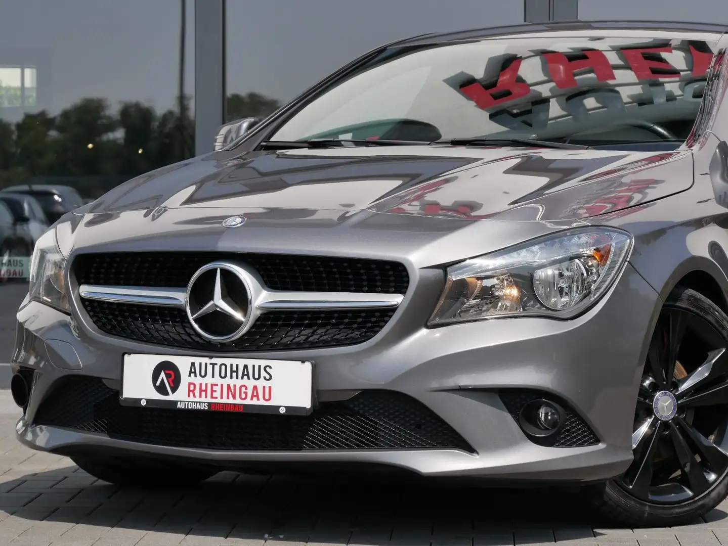 Mercedes-Benz CLA 200 TÜV 04/2027 Серый - 2