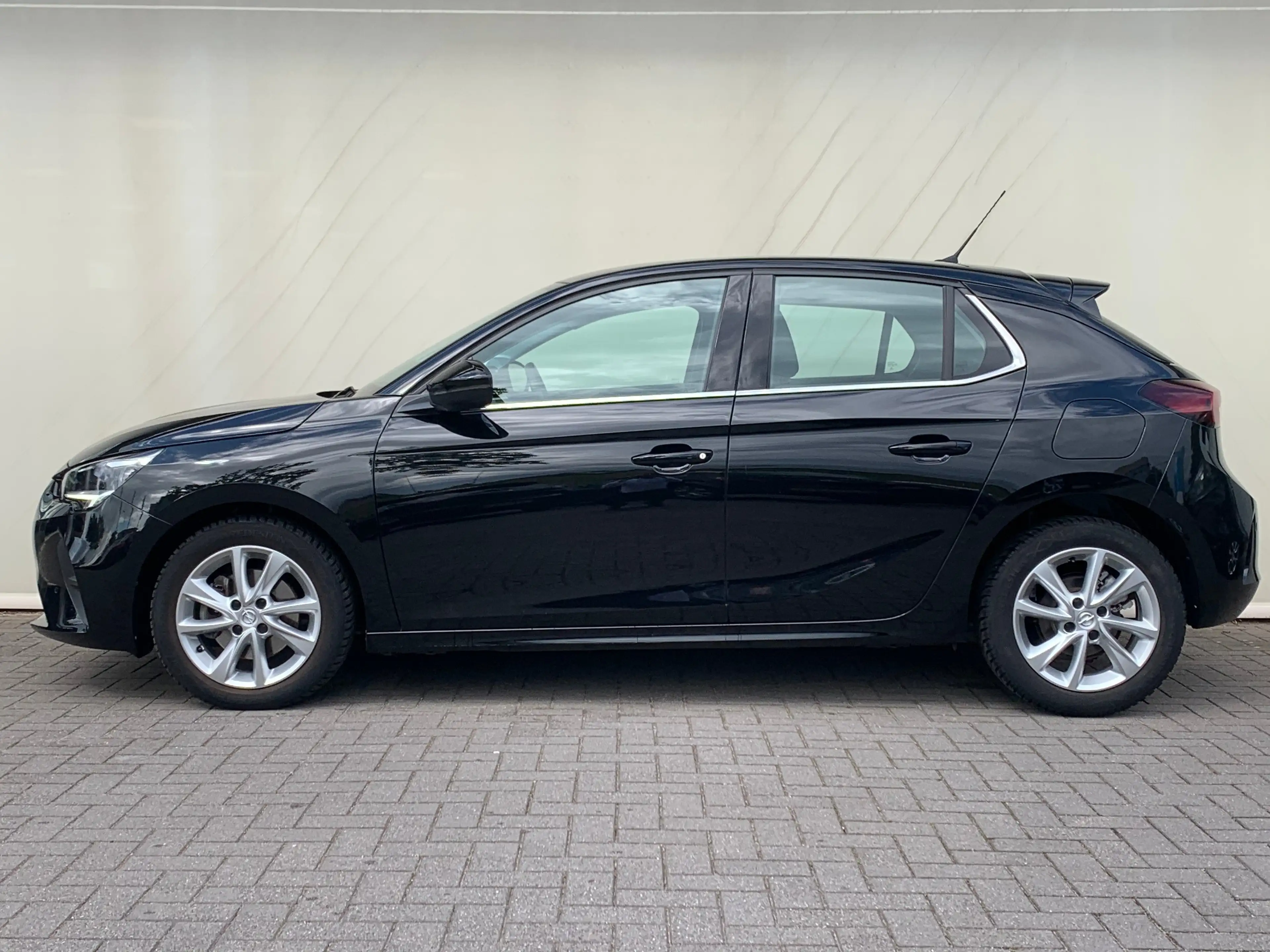 Opel Corsa 1.2 Elegance Airco | Camera | Cruise Control | DAB — photo 4