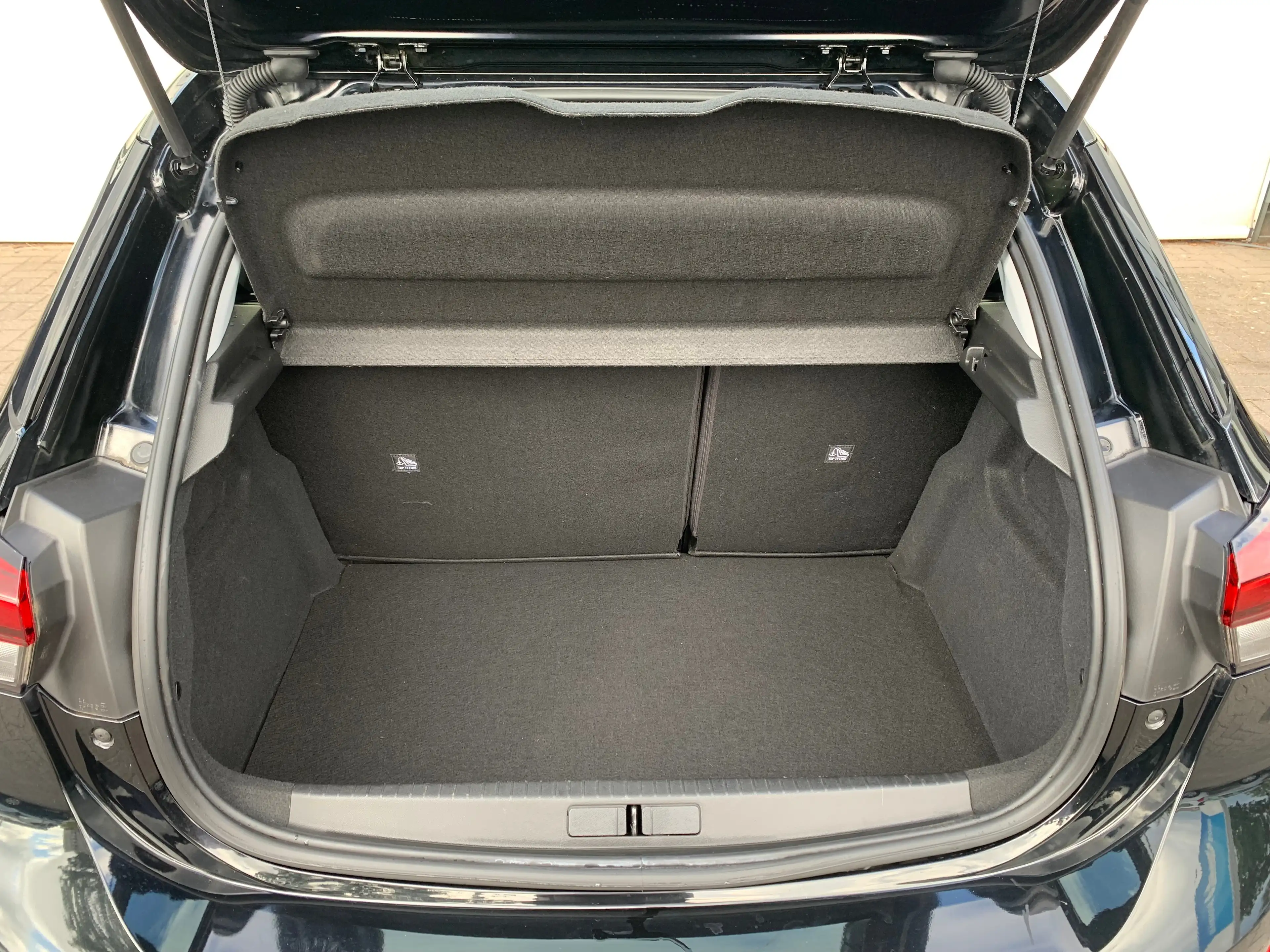Opel Corsa 1.2 Elegance Airco | Camera | Cruise Control | DAB — photo 41