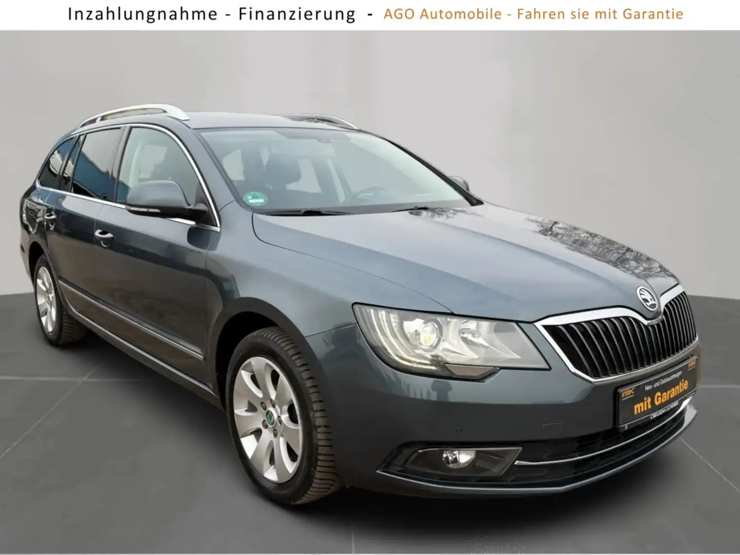 Skoda Superb Combi Elegance Navi AHK Gris - 2