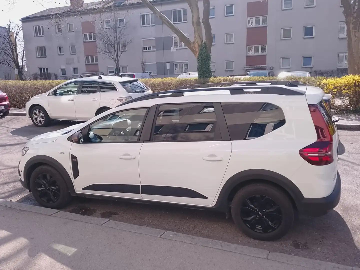 Dacia Jogger Jogger Extreme  TCe 110 Extreme Weiß - 2