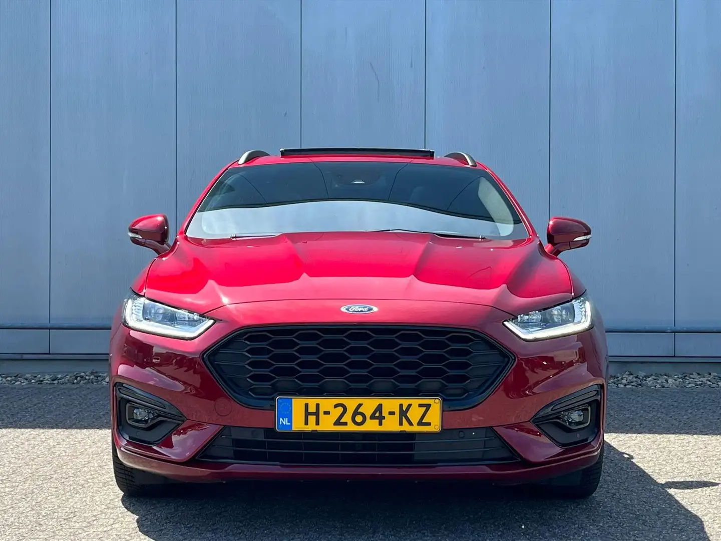 Ford Mondeo Wagon 2.0 HEV 187pk ST-Line Automaat | Schuifdak | Rouge - 2