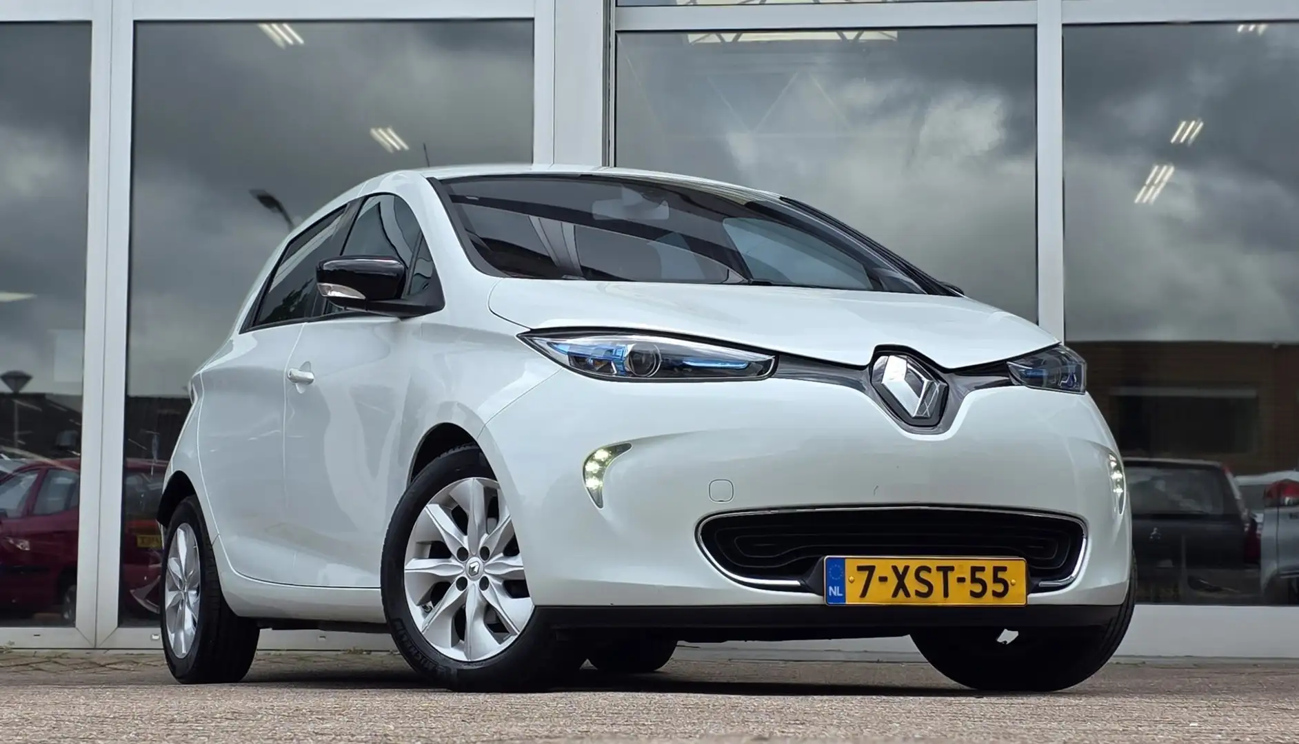 Renault ZOE Q210 Zen Quickcharge 22 kWh Soh 90%! incl accu Gee White - 2