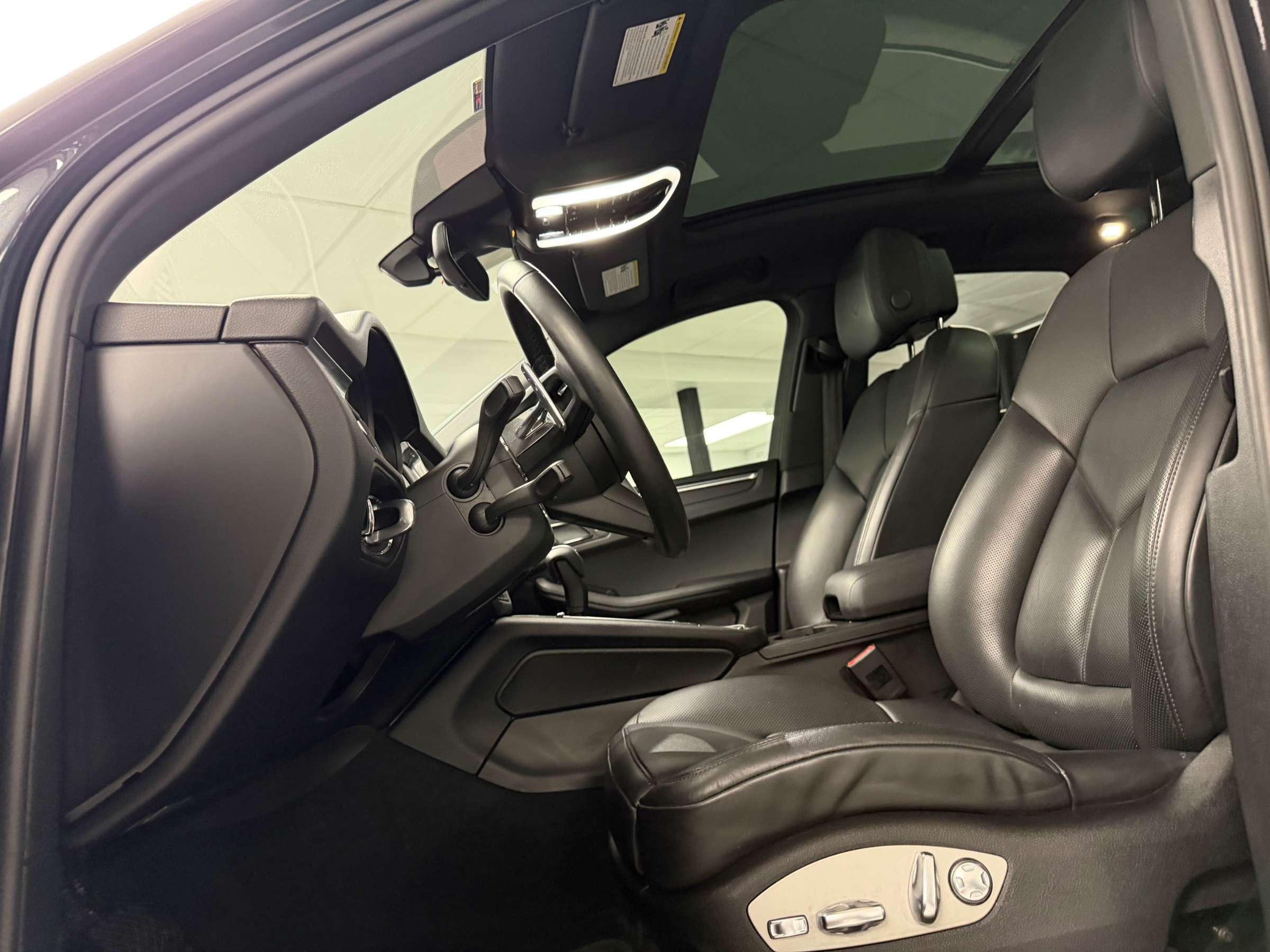 2022 Porsche Macan AWD CUIR TOIT NAV 2.0L thumb 11
