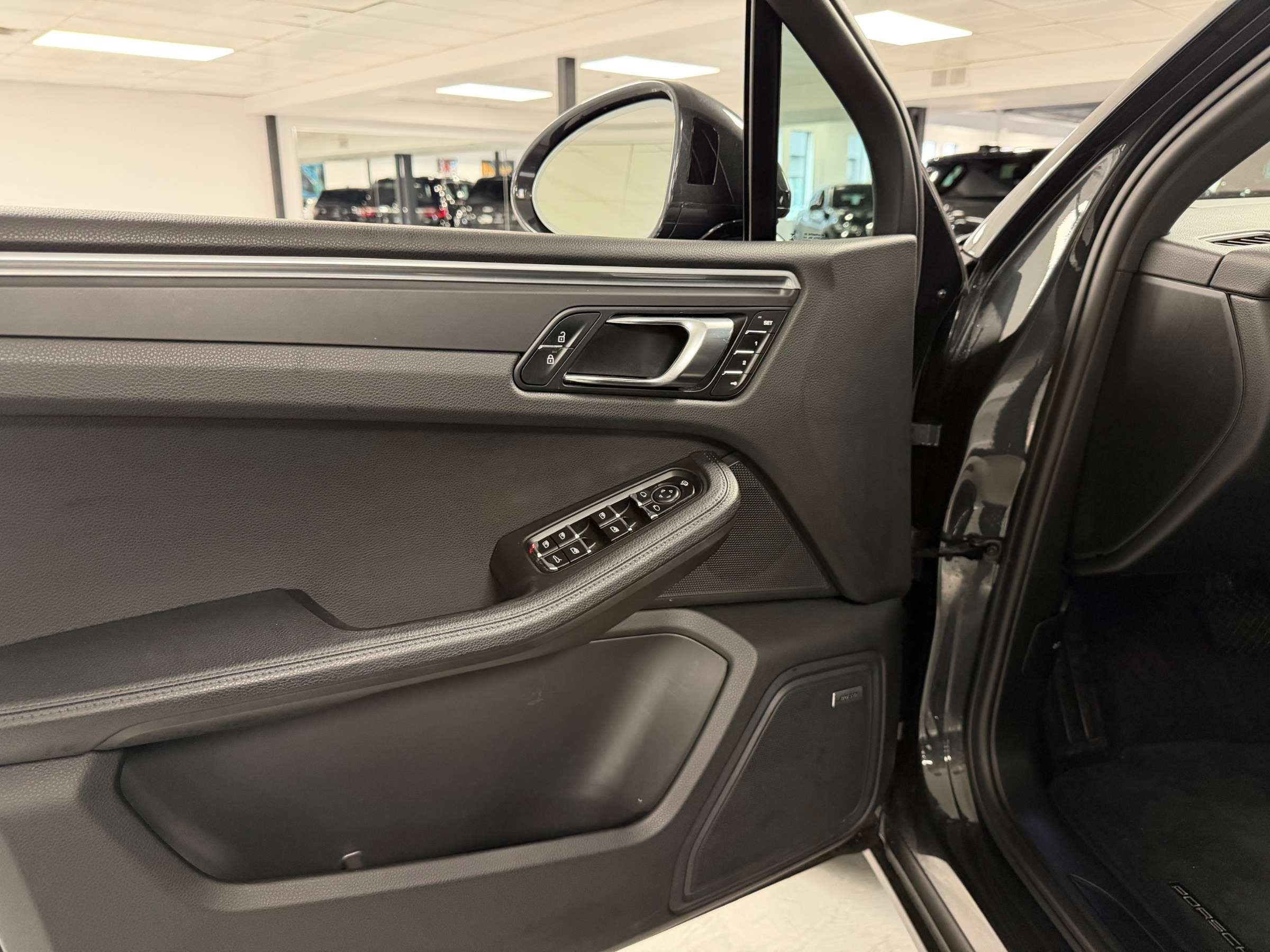 2022 Porsche Macan AWD CUIR TOIT NAV 2.0L thumb 13