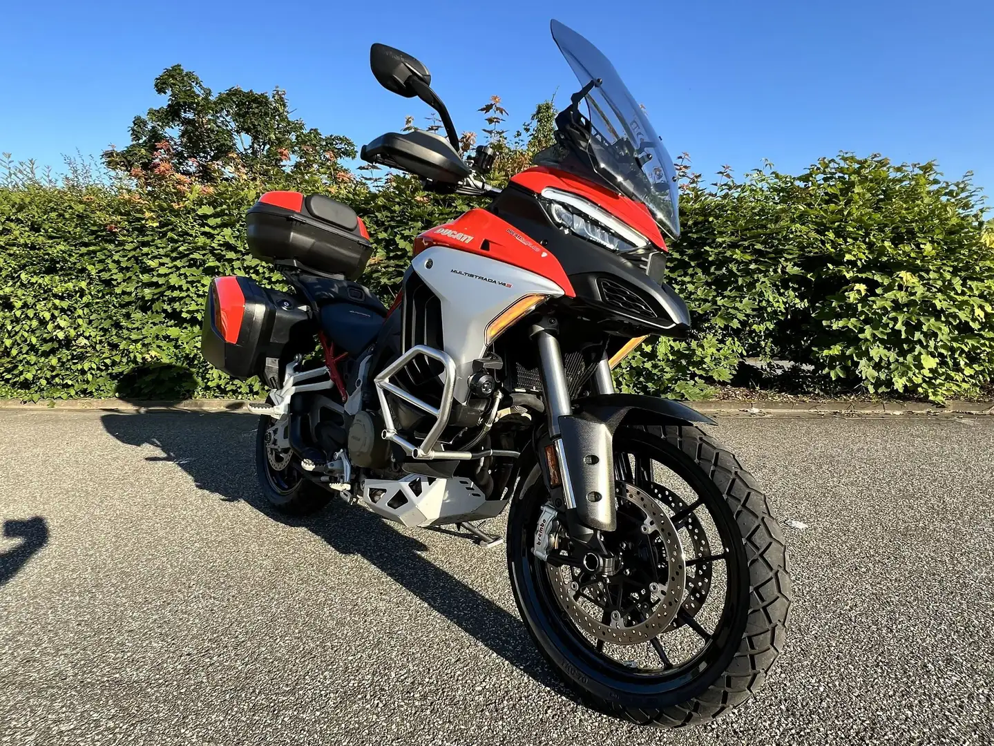 Ducati Multistrada V4 S Travel and Radar - Full - mit vielen Extras Rot - 1