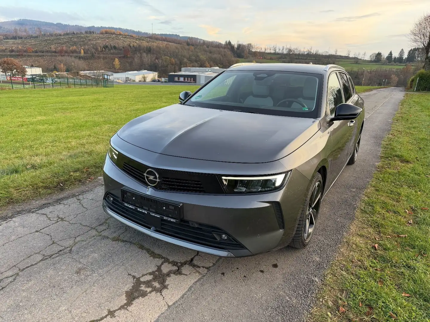 Opel Astra L Sports Tourer Elegance Plug-in-Hybrid Grigio - 1