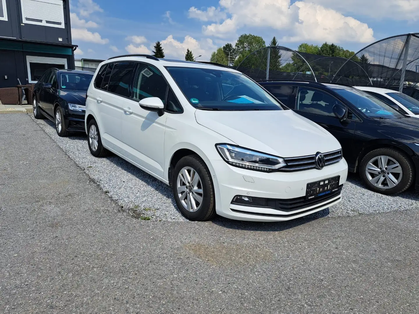 Volkswagen Touran Touran Sky 2,0 TDI SCR DSG Sky Weiß - 2