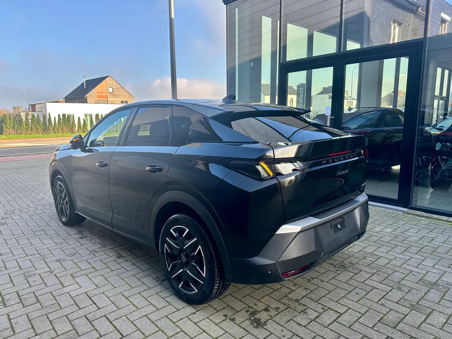 Peugeot 3008 3008 Hybrid 145 e-DSC6 Allure Business - 2